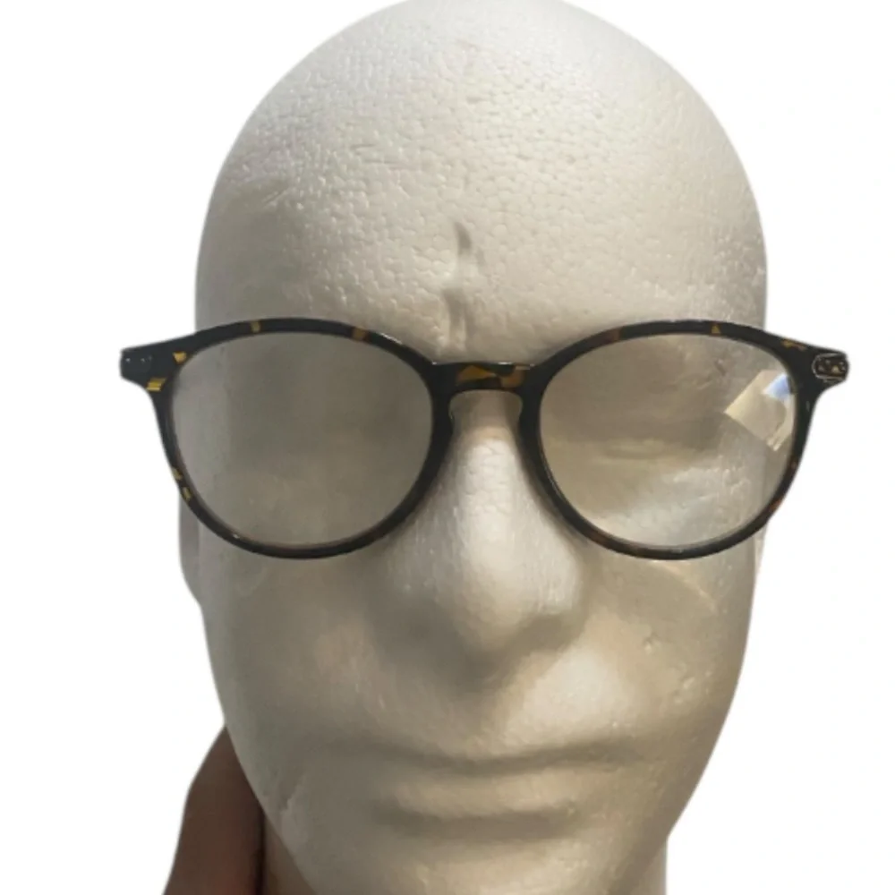 Stylish Round Glasses with Tortoise Shell Pattern Foster Grant